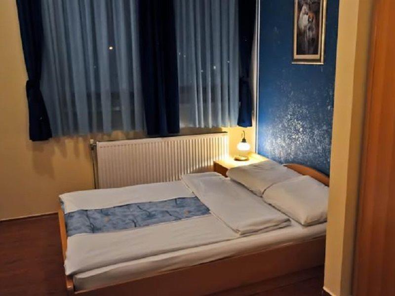 Hotel Bm SJJ